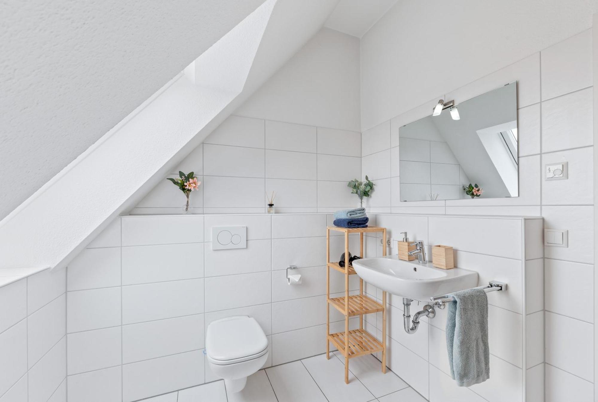 Design-Apartment - Kueche - Balkon - Tiefgarage Leinfelden-Echterdingen Buitenkant foto
